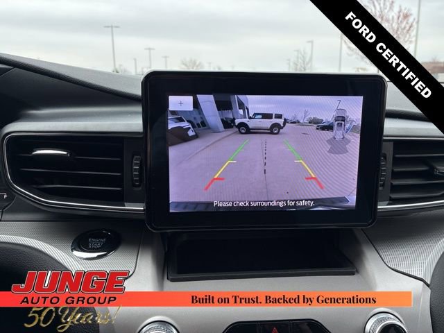 Certified 2023 Ford Explorer XLT w/ Equipment Group 202A AWD/4WD image 19