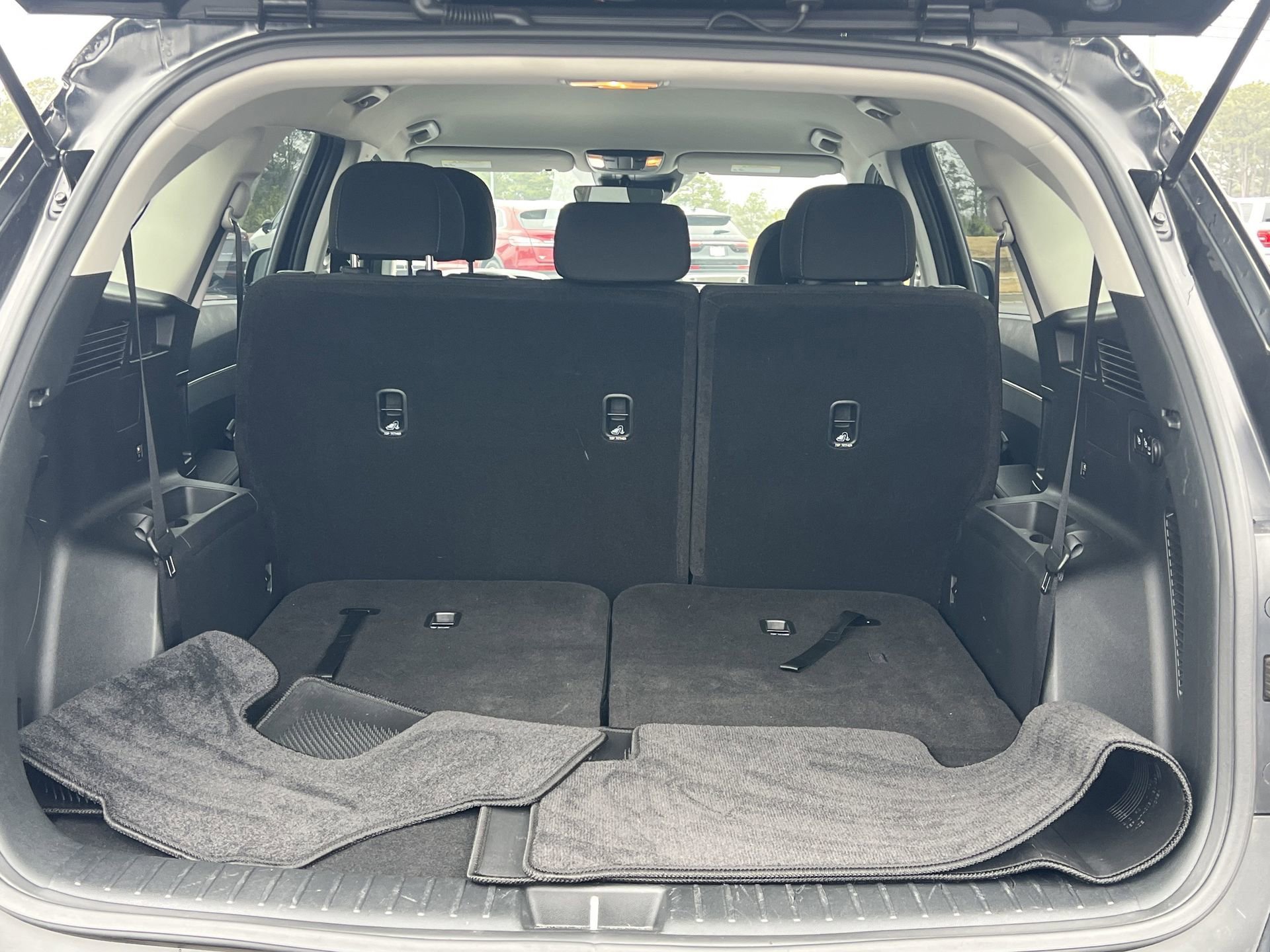 Used 2023 Kia Sorento LX image 26