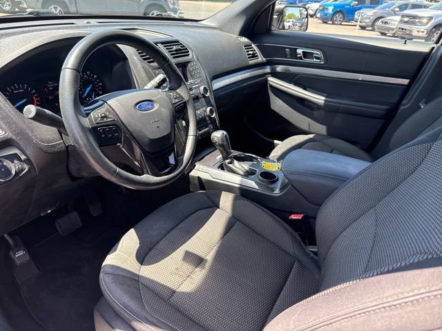 Certified 2019 Ford Explorer XLT FWD image 9