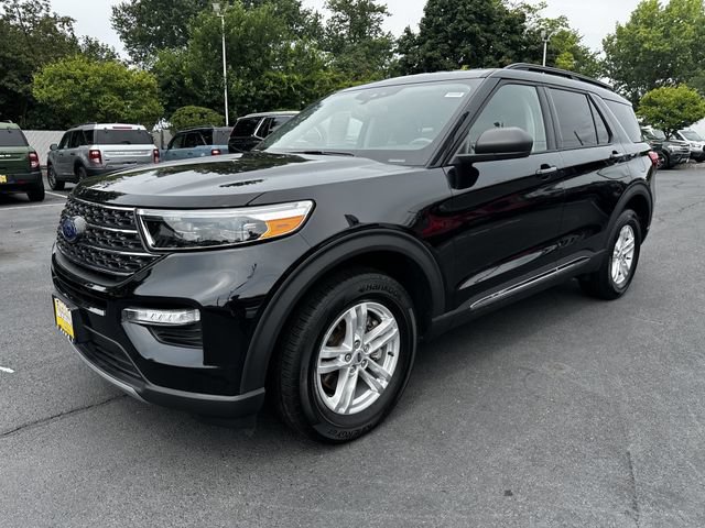 Certified 2023 Ford Explorer XLT w/ Equipment Group 202A AWD/4WD image 9