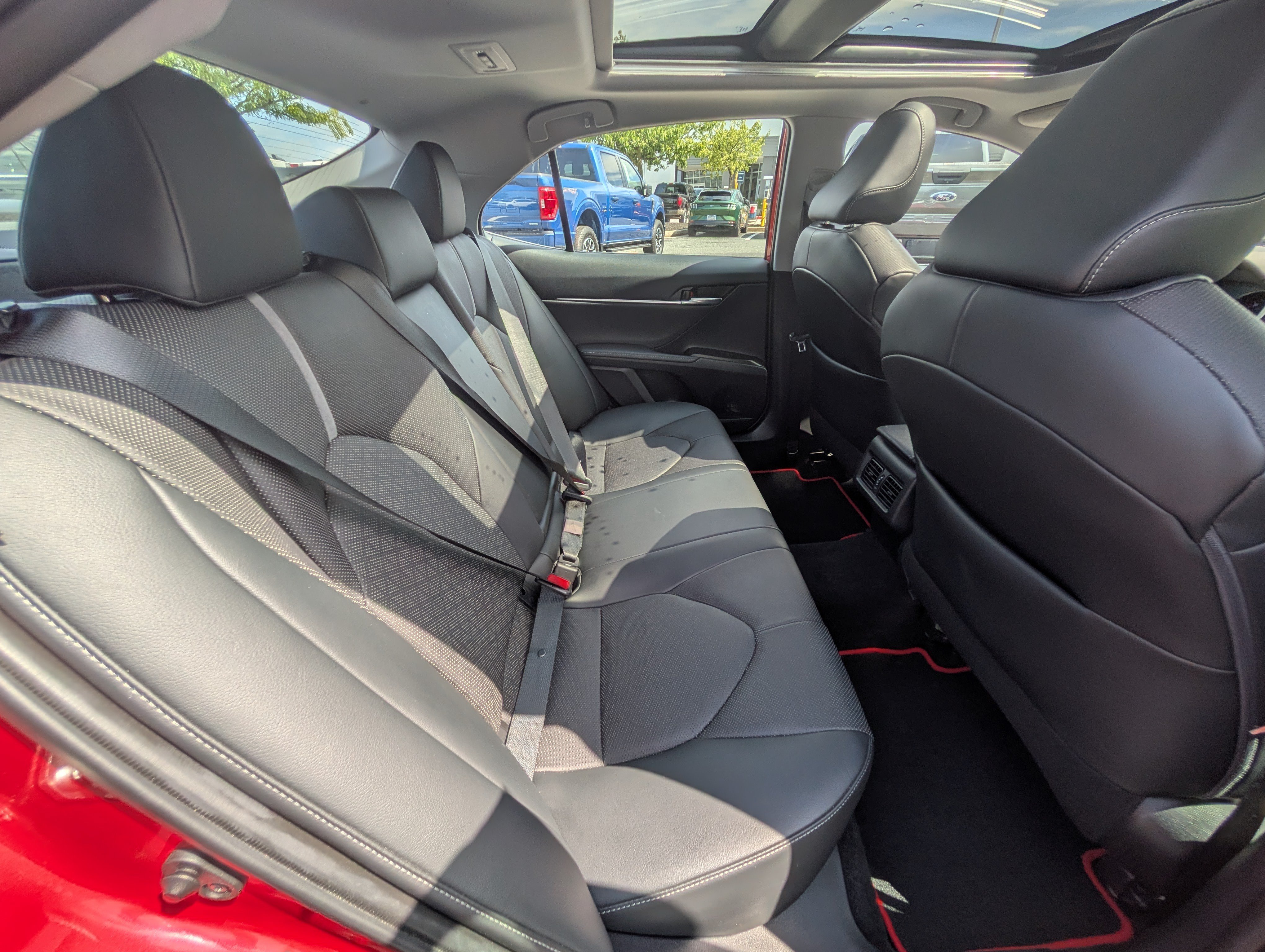Used 2021 Toyota Camry XSE w/ TRD Appearance Package (TMS) FWD image 11