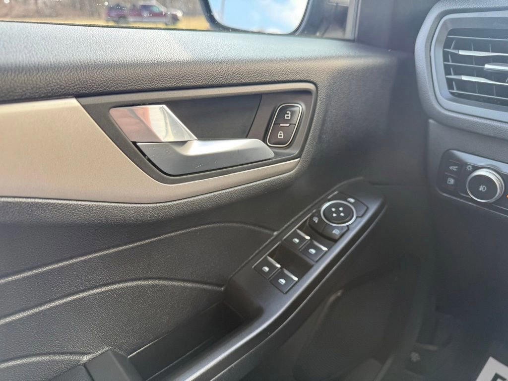 Certified 2021 Ford Escape SEL image 25