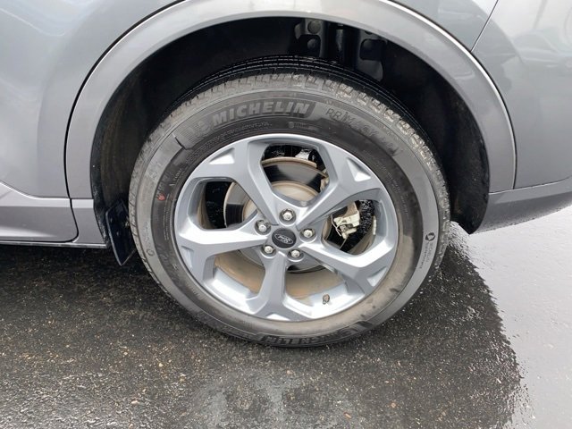 Certified 2023 Ford Escape ST-Line Select w/ Tech Pack #2 image 9