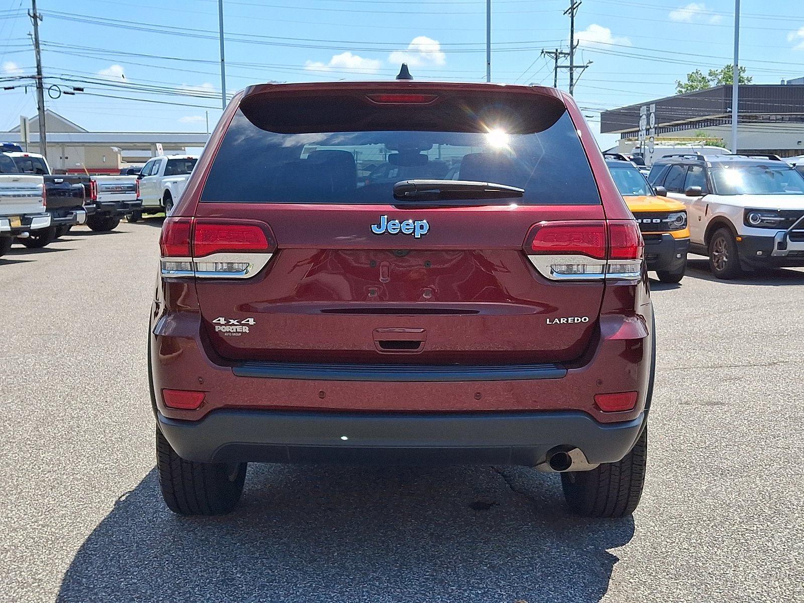 Used 2022 Jeep Grand Cherokee Laredo X AWD/4WD image 9
