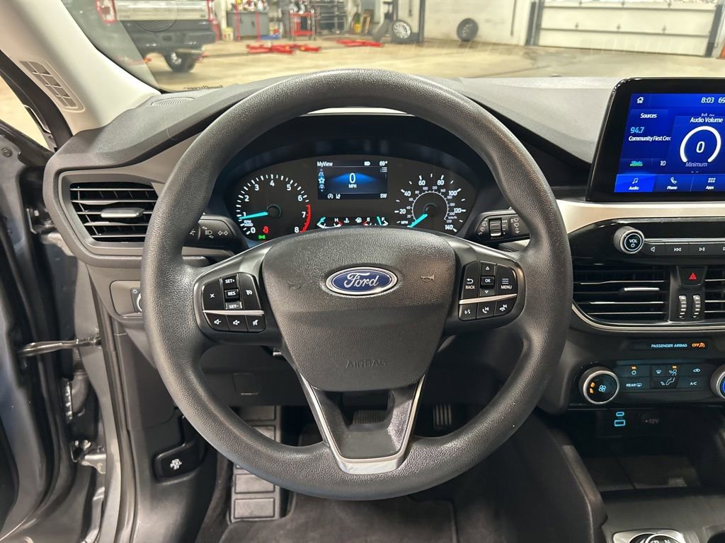 Certified 2022 Ford Escape SE AWD/4WD image 16