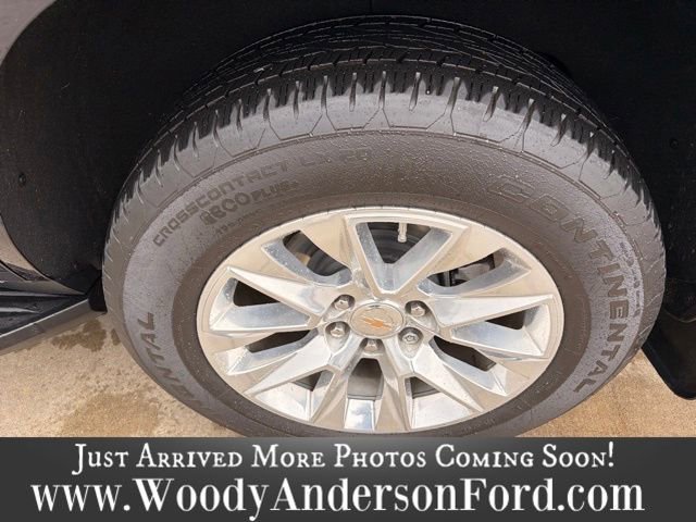 Used 2024 Chevrolet Tahoe Premier w/ Premium Package image 7