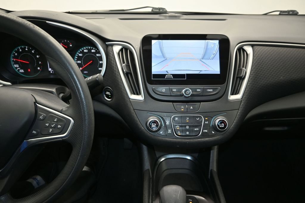 Used 2023 Chevrolet Malibu LT w/ Driver Confidence Package FWD image 21