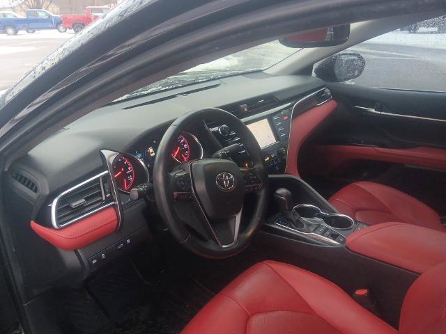 Used 2018 Toyota Camry XSE image 23