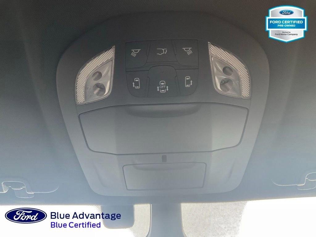 Used 2021 Chrysler Pacifica Touring image 23