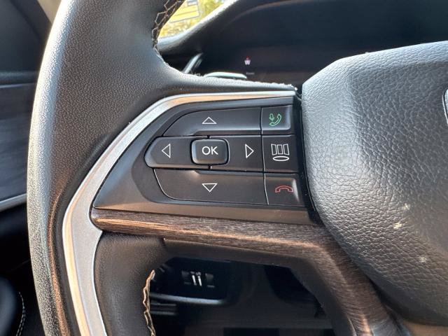 Used 2023 Jeep Grand Cherokee 4WD 4xe image 13