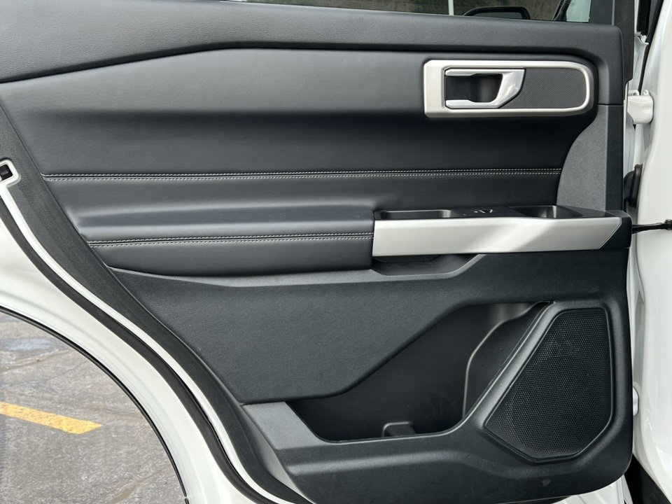 Certified 2023 Ford Explorer XLT w/ Equipment Group 202A image 36
