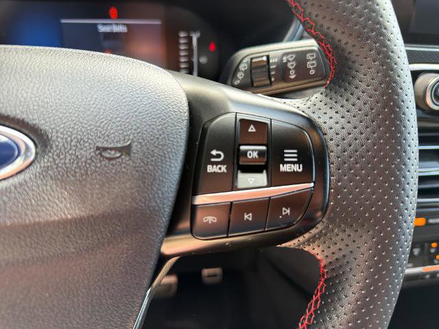 Certified 2023 Ford Escape ST-Line AWD/4WD image 21