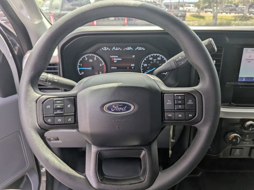 Certified 2025 Ford F350 XL w/ XL Chrome Package AWD/4WD image 30