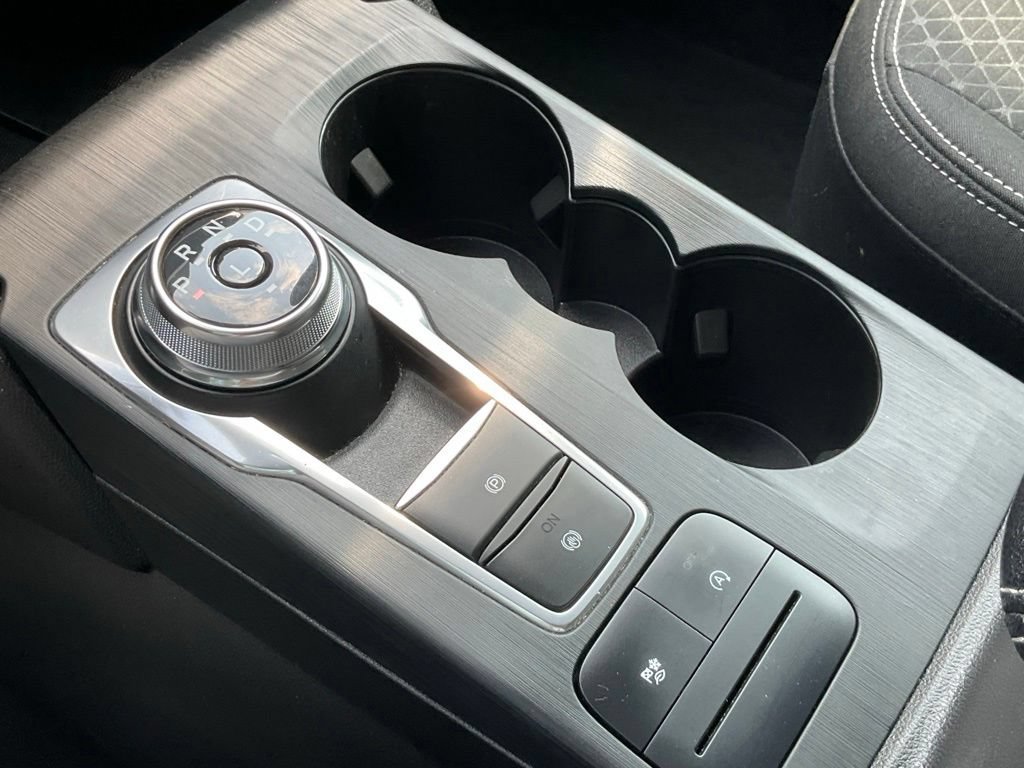 Certified 2025 Ford Escape Active AWD/4WD image 11