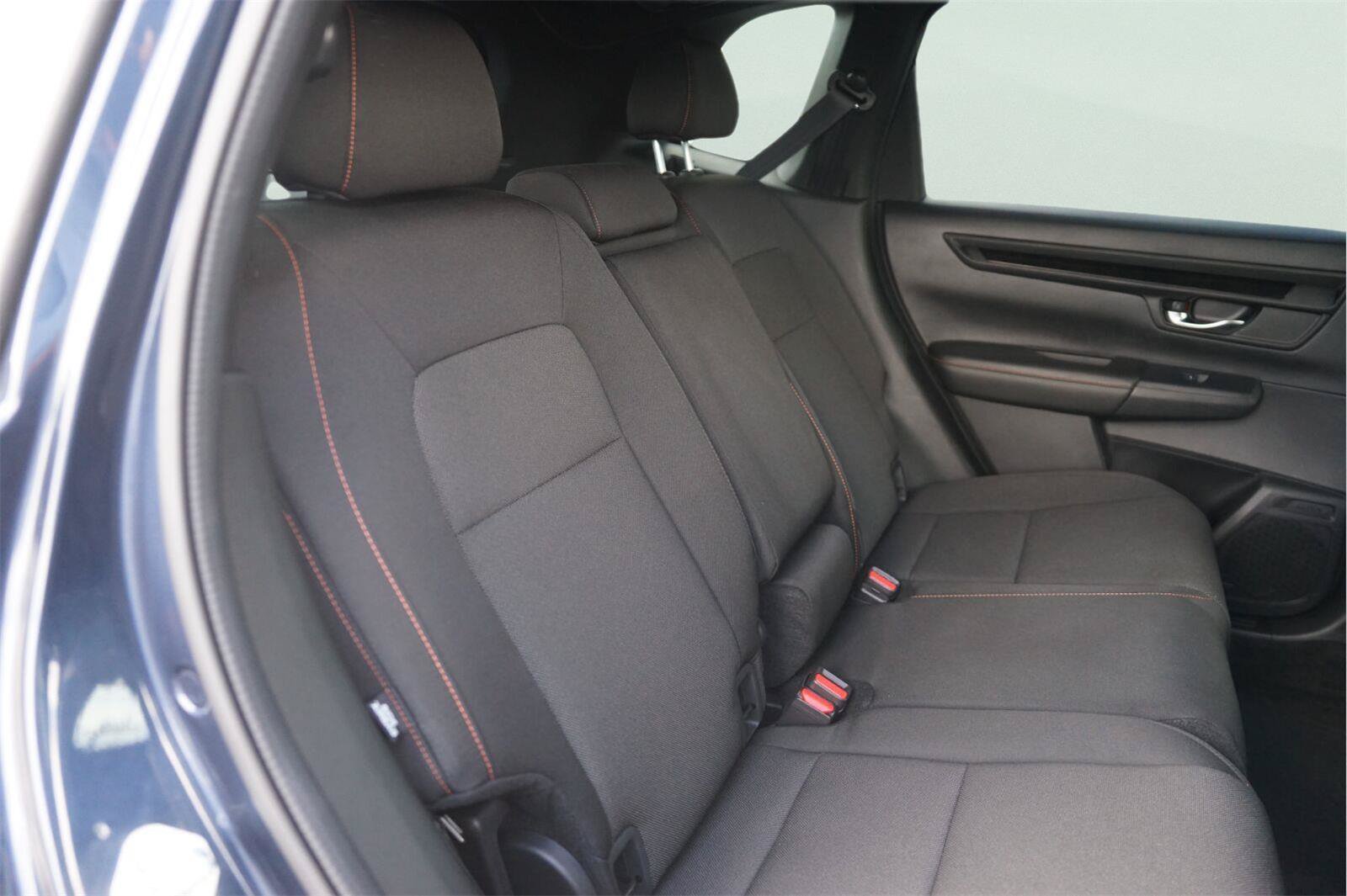 Used 2025 Honda CR-V Sport image 17
