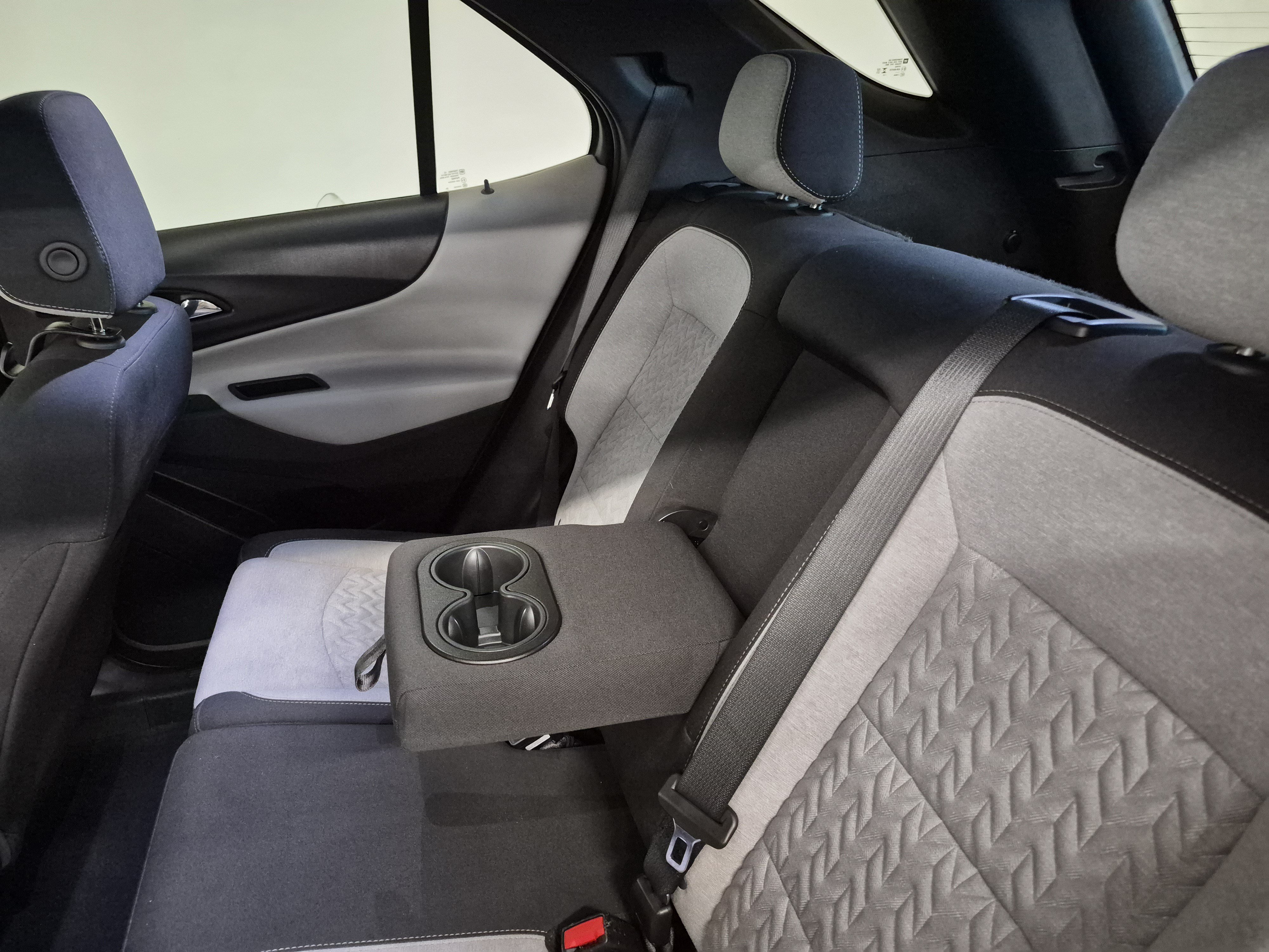 Used 2024 Chevrolet Equinox LS FWD image 14