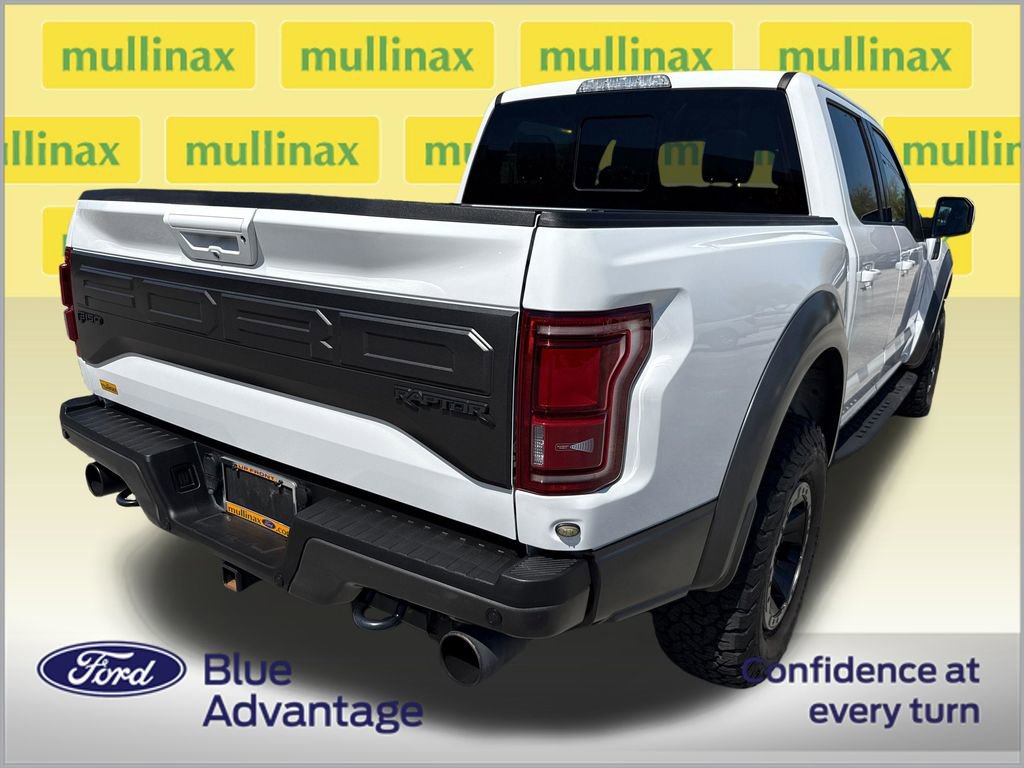 Certified 2017 Ford F150 Raptor w/ Equipment Group 802A Luxury image 4