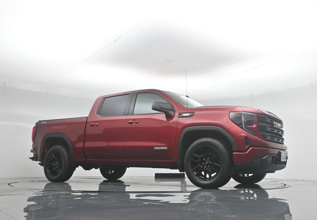 Used 2022 GMC Sierra 1500 Elevation image 2
