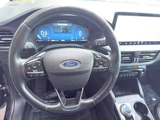 Certified 2024 Ford Escape Platinum AWD/4WD image 19