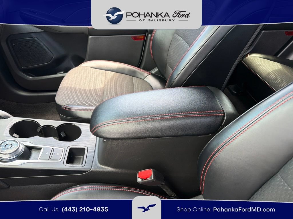 Certified 2025 Ford Escape ST-Line Select w/ Tech Pack #1 AWD/4WD image 13