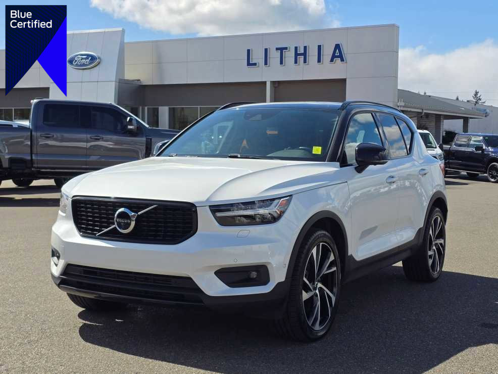 Used 2019 Volvo XC40 T5 R-Design
