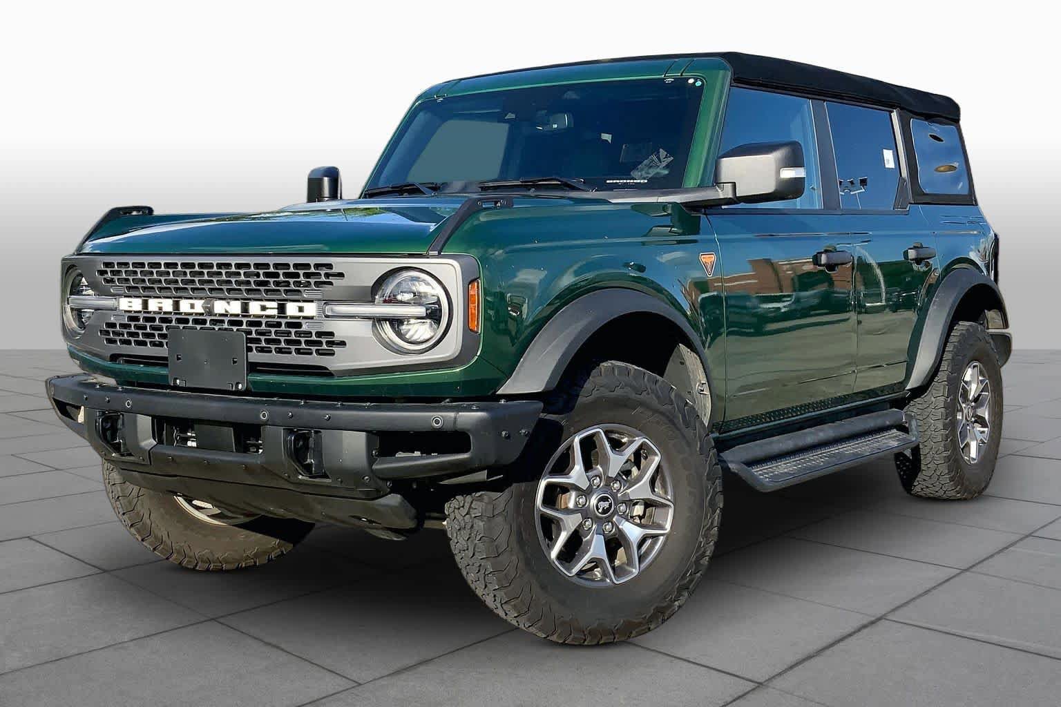 Certified 2024 Ford Bronco Badlands AWD/4WD image 2