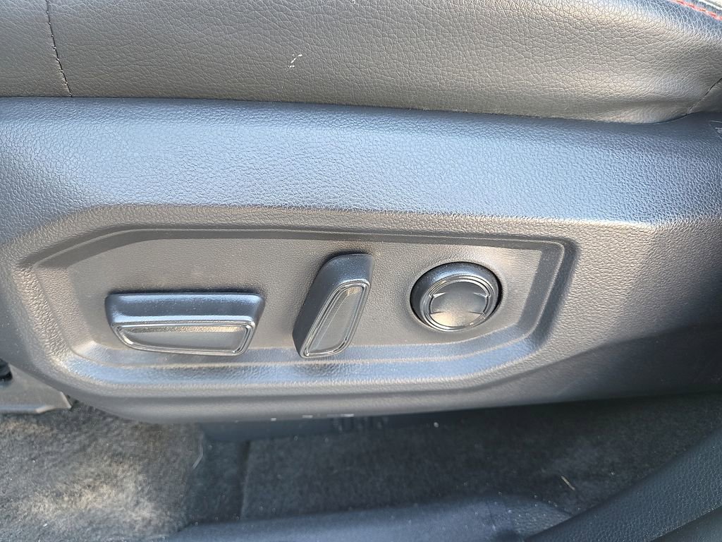 Used 2025 Toyota Sequoia TRD Pro AWD/4WD image 23