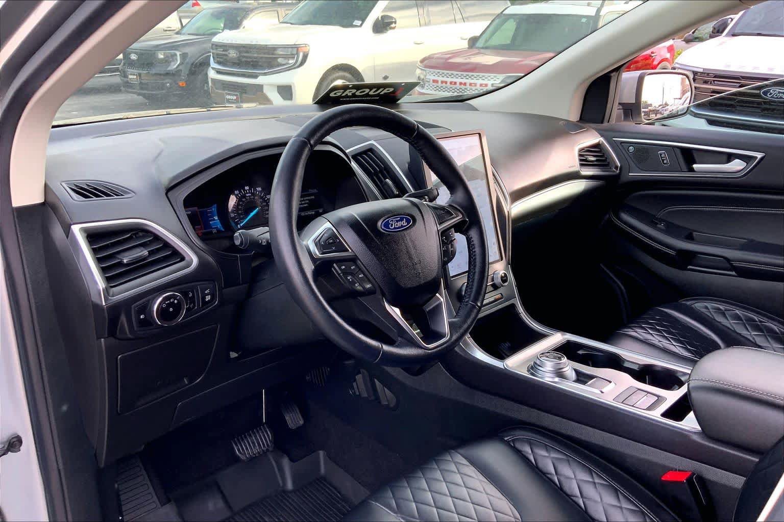 Certified 2023 Ford Edge Titanium AWD/4WD image 17