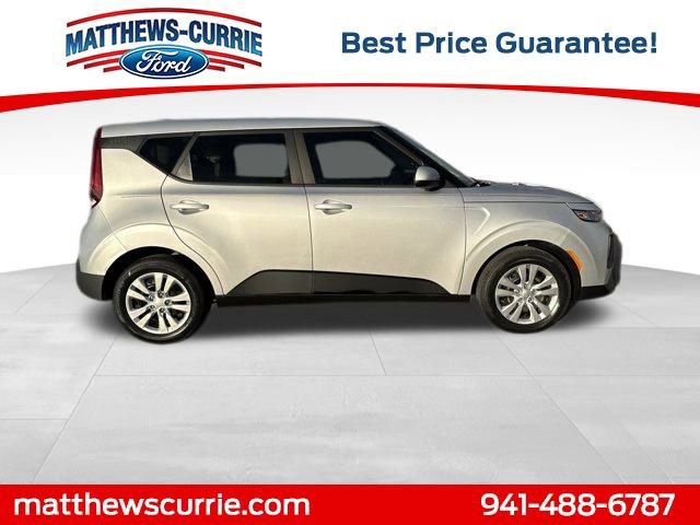 Used 2021 Kia Soul LX image 5