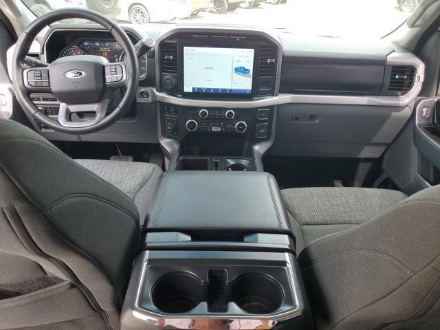 Certified 2022 Ford F150 XLT w/ Equipment Group 302A High image 18