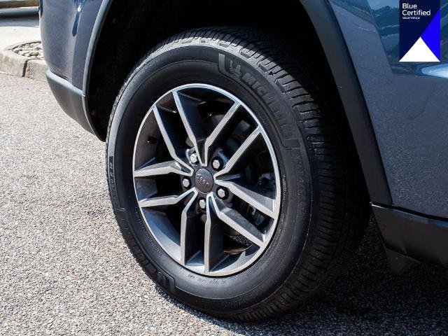 Used 2019 Jeep Grand Cherokee Limited AWD/4WD image 7