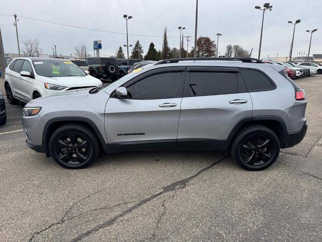 Used 2020 Jeep Cherokee Latitude Plus FWD image 3