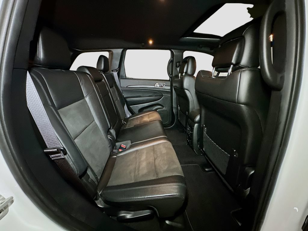 Used 2021 Jeep Grand Cherokee Laredo X AWD/4WD image 39