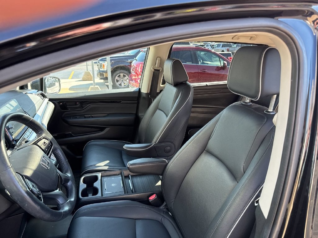 Used 2025 Honda Odyssey Touring image 9