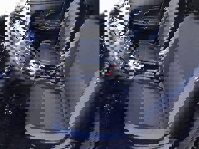 Used 2023 Nissan Versa SV image 6