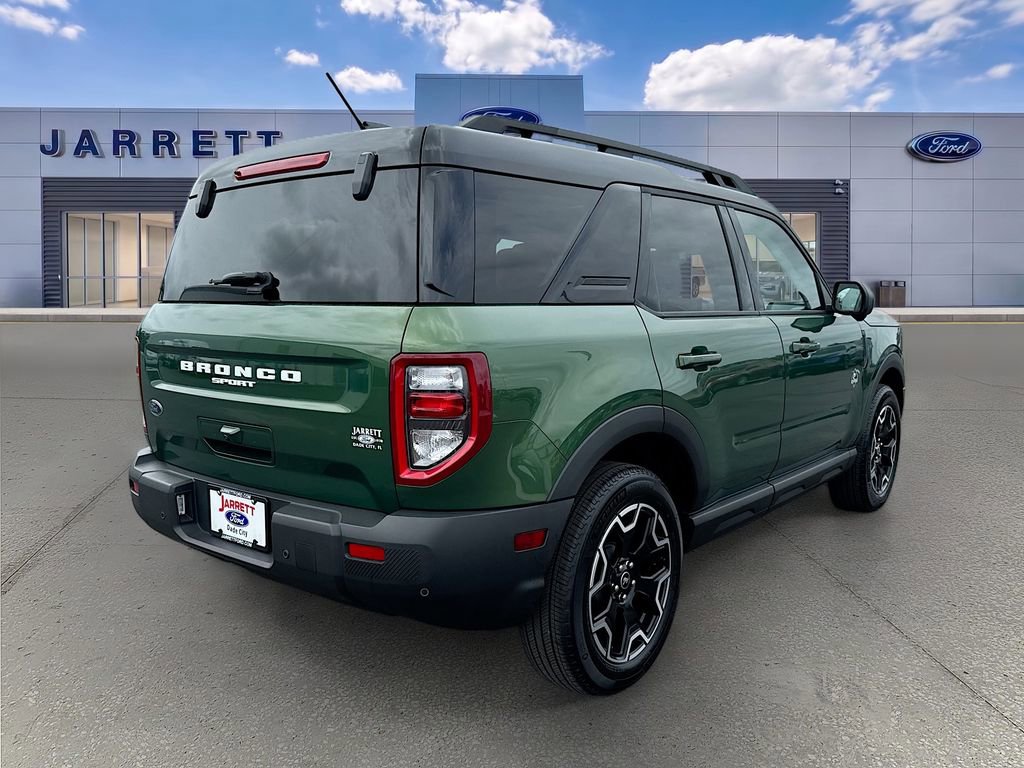 Certified 2025 Ford Bronco Sport Outer Banks w/ Outer Banks Tech Package+ AWD/4WD image 7