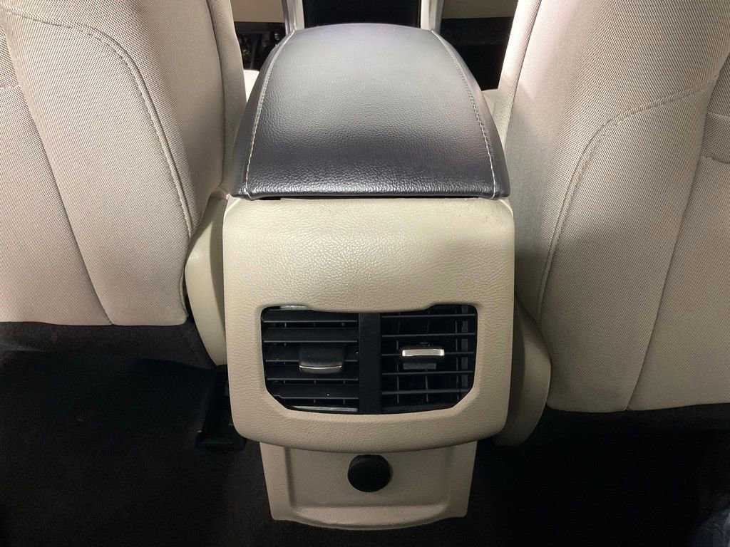 Certified 2019 Ford Fusion SE FWD image 17