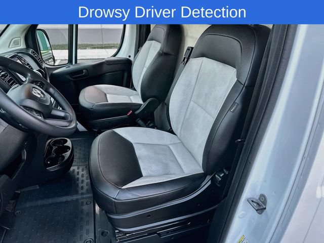 Used 2025 RAM ProMaster 2500 w/ Convenience Group FWD image 17