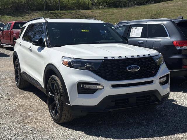 Certified 2024 Ford Explorer ST w/ Equipment Group 401A image 3