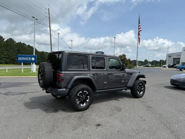 Used 2025 Jeep Wrangler Unlimited Rubicon AWD/4WD image 6