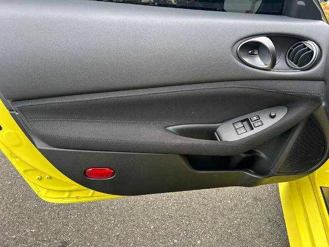 Used 2024 Nissan Z Sport w/ Floor Mat Package image 16