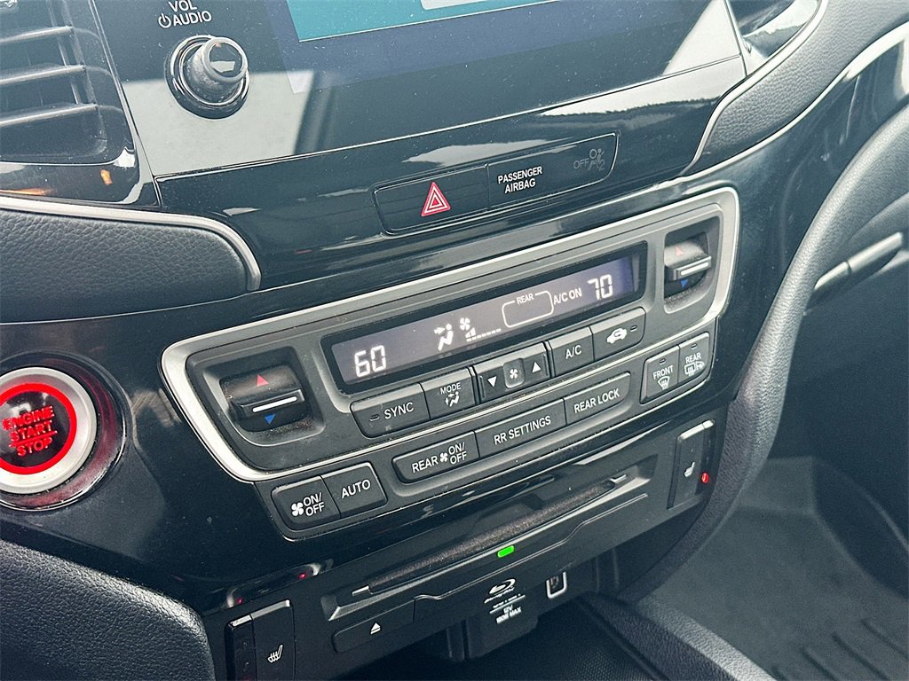 Used 2021 Honda Pilot Touring image 15