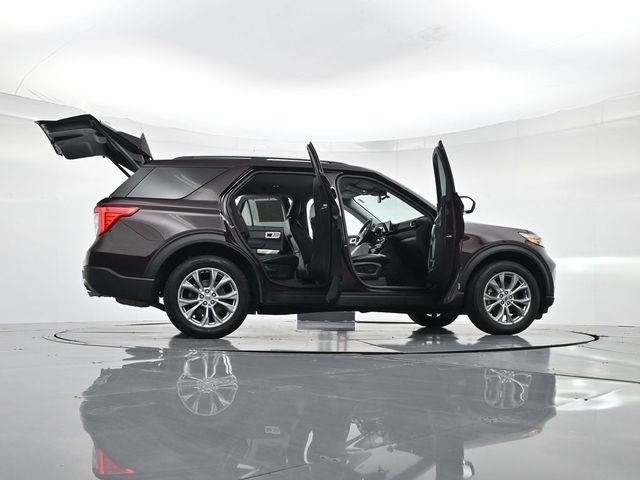 Certified 2023 Ford Explorer Limited w/ Equipment Group 301A image 49