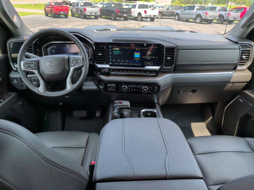 Used 2023 Chevrolet Silverado 1500 LT Trail Boss w/ LT Trail Boss Premium Package AWD/4WD video 2