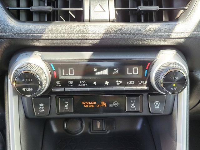 Used 2022 Toyota RAV4 XLE w/ XLE Grade Weather Package AWD/4WD image 20