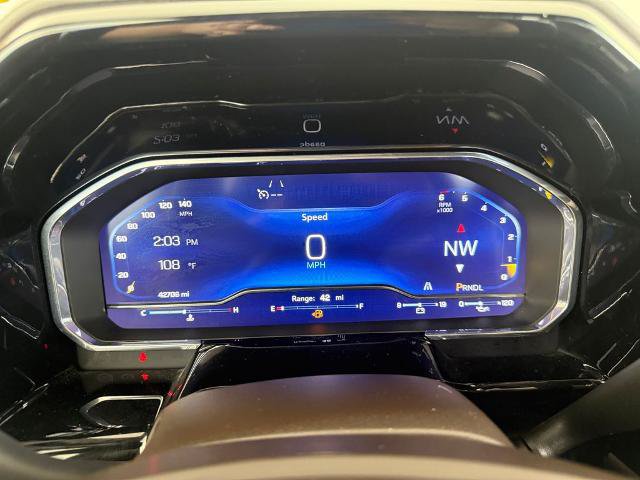 Used 2025 Chevrolet Silverado 1500 LT RWD image 8