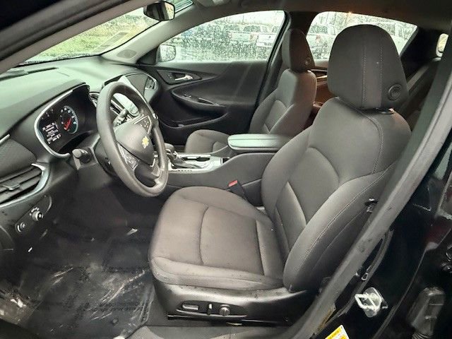 Used 2021 Chevrolet Malibu LT FWD image 12