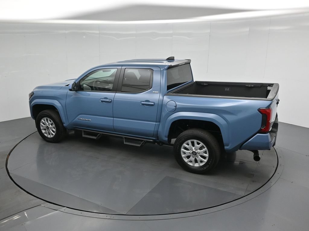 Used 2026 Toyota Tacoma SR5 AWD/4WD image 38