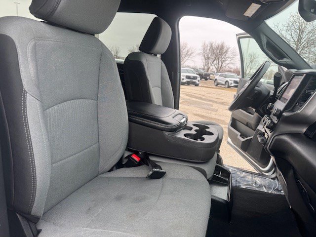 Used 2024 RAM 3500 Big Horn image 36