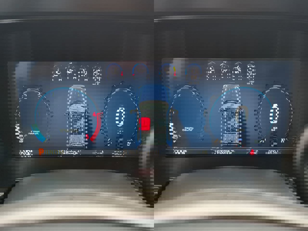 Certified 2024 Ford F450 Platinum w/ FX4 Off-Road Package image 26